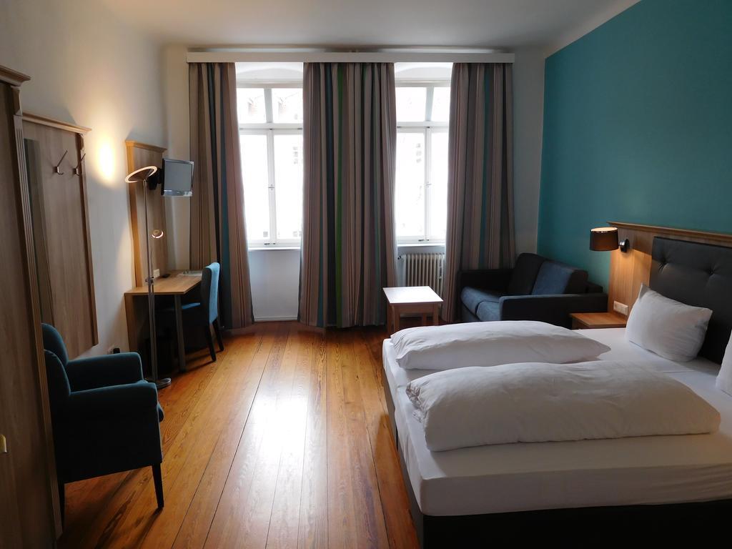 Hotel Am Kornmarkt Heidelberg Exteriör bild